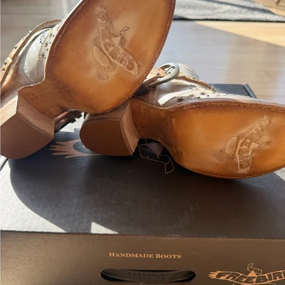 freebird Ivory Beige and Tan Star Moon Stardom - Picture 4 of 5